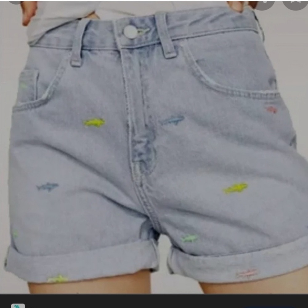 Zara Hight waist jean shorts
